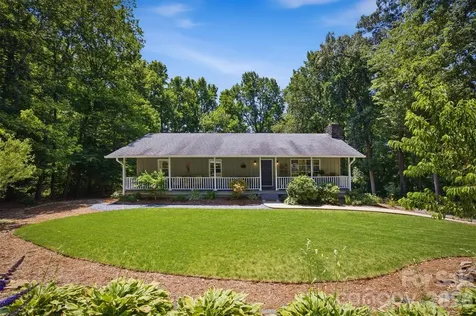 104 Oakwood Drive Morganton NC 28655