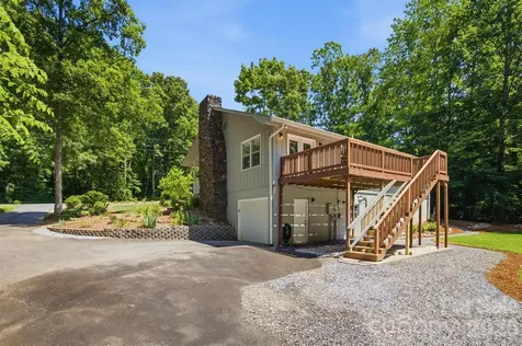 104 Oakwood Drive Morganton NC 28655