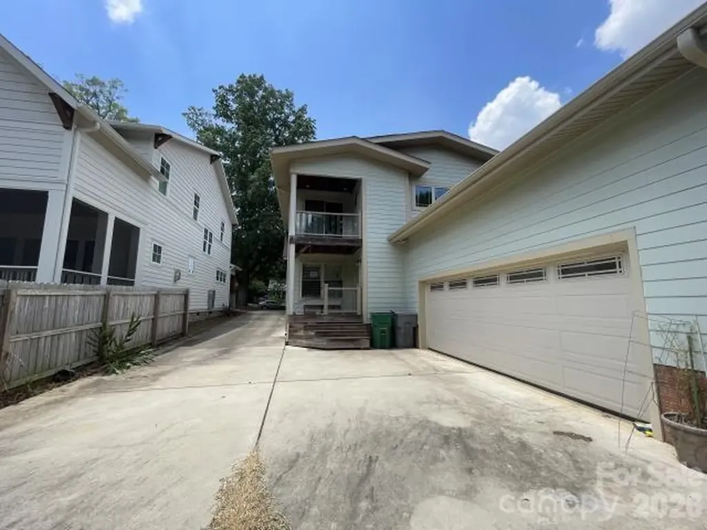 1512 Ivey Drive Charlotte NC 28205
