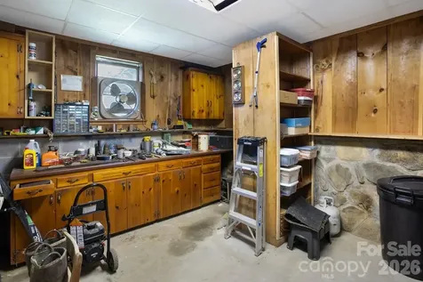 293 Dillardtown Road Sylva NC 28779
