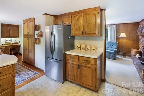 293 Dillardtown Road Sylva NC 28779