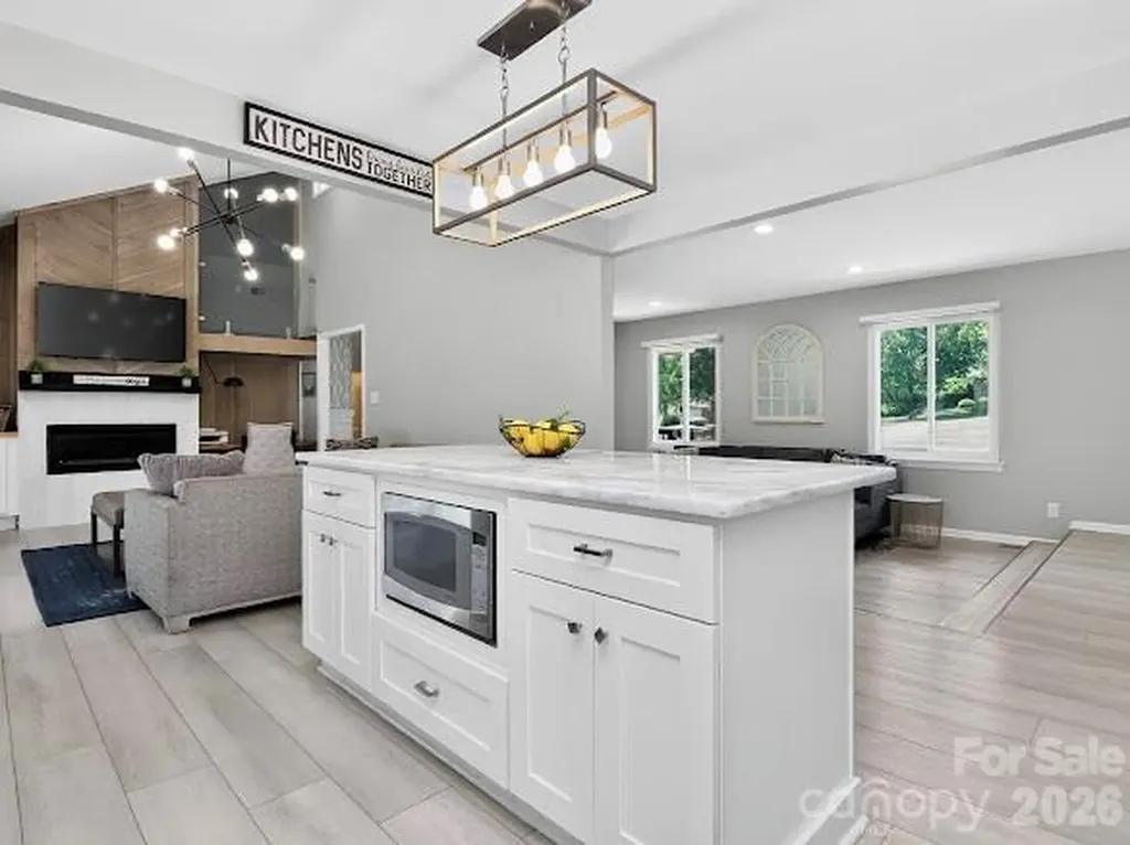 8401 Raintree Lane Charlotte NC 28277