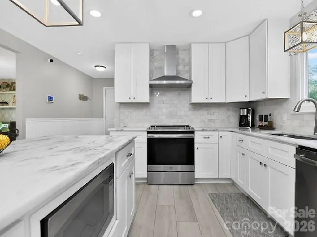 8401 Raintree Lane Charlotte NC 28277