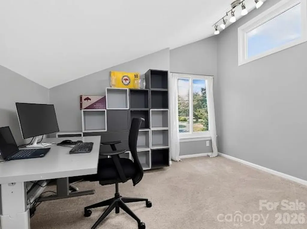 8401 Raintree Lane Charlotte NC 28277