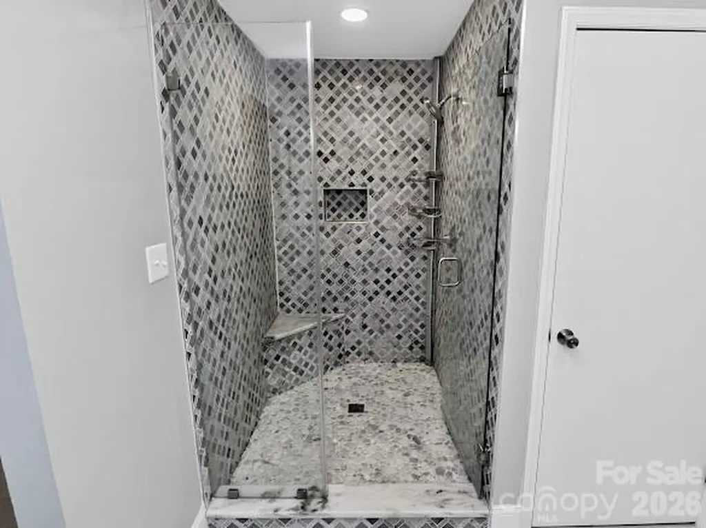 8401 Raintree Lane Charlotte NC 28277