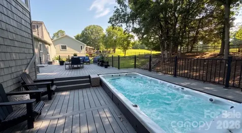 8401 Raintree Lane Charlotte NC 28277