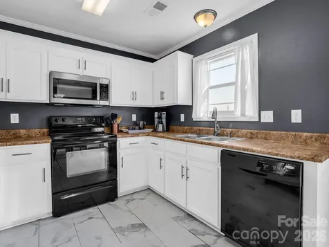 169 Oak Brook Lane Gaffney SC 29341