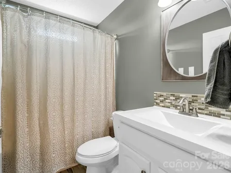169 Oak Brook Lane Gaffney SC 29341