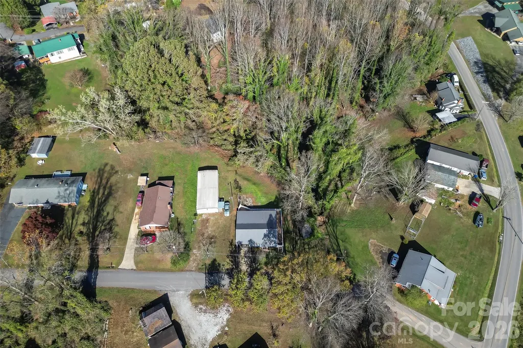 325 Dogwood Lane Marion NC 28752
