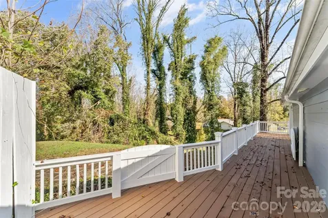 325 Dogwood Lane Marion NC 28752