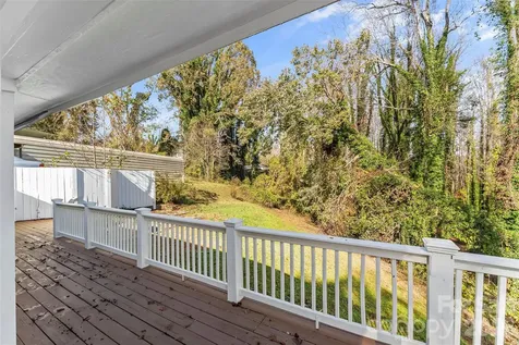 325 Dogwood Lane Marion NC 28752