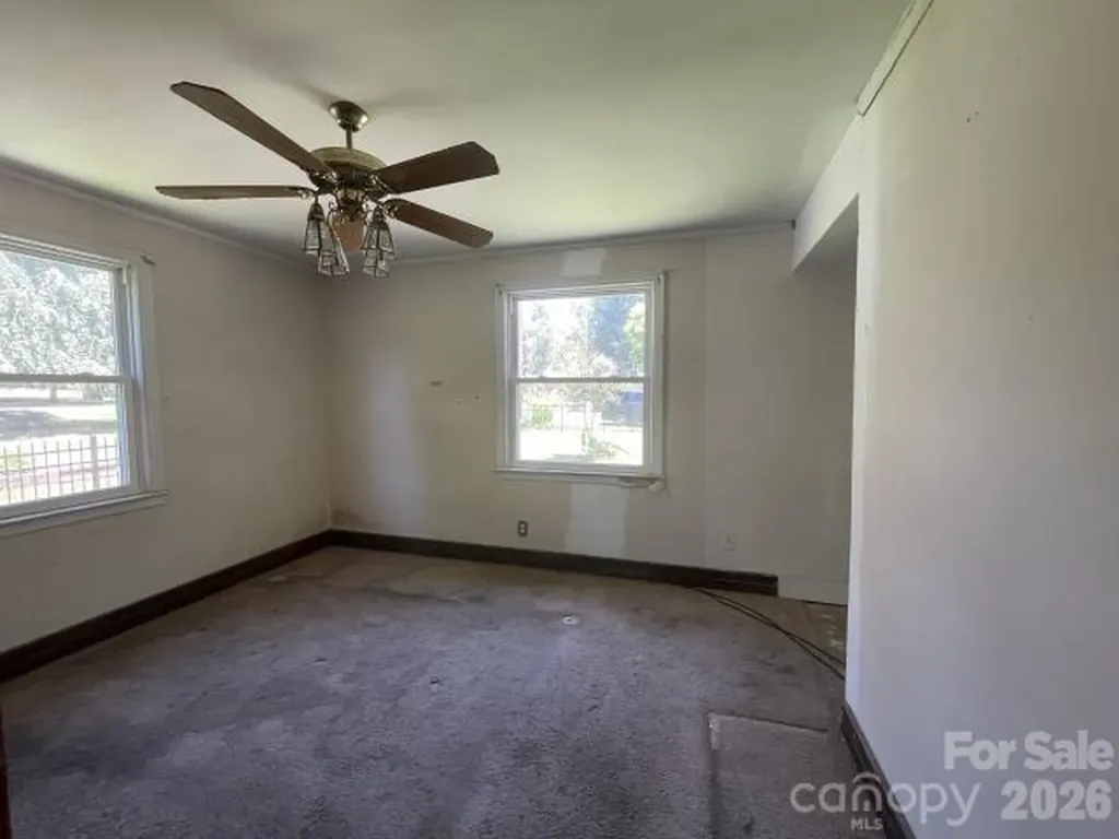 1212 Meadow Lane Charlotte NC 28205