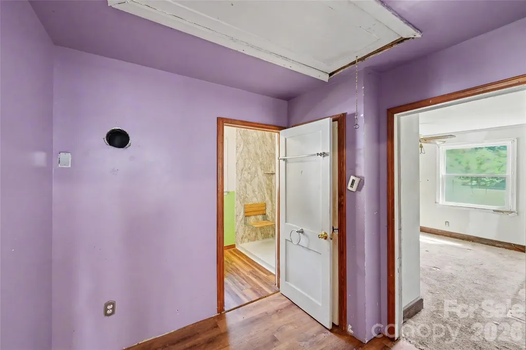 1212 Meadow Lane Charlotte NC 28205