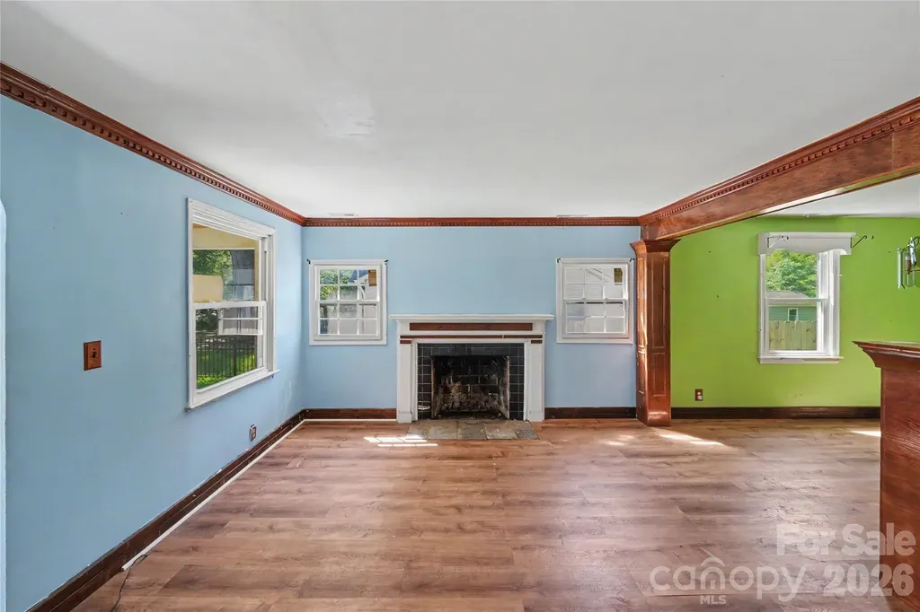 1212 Meadow Lane Charlotte NC 28205