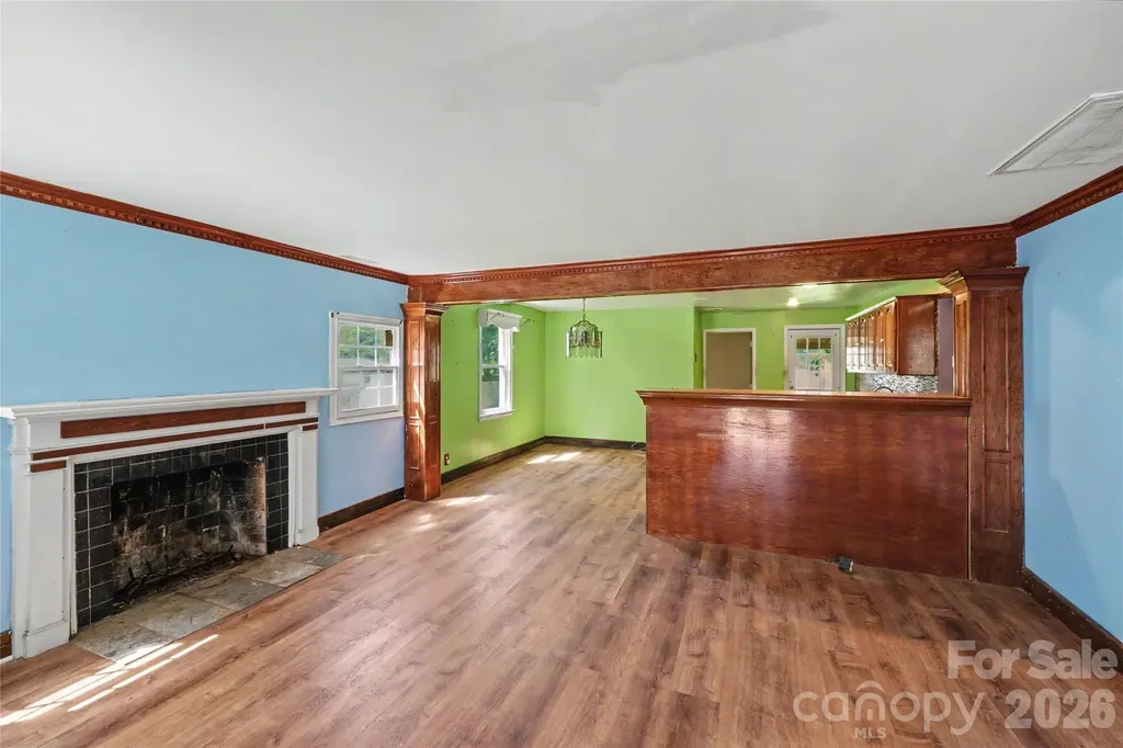 1212 Meadow Lane Charlotte NC 28205