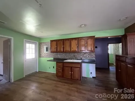 1212 Meadow Lane Charlotte NC 28205