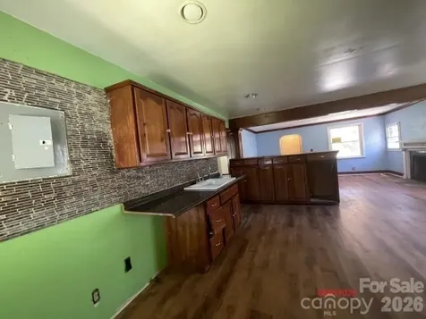 1212 Meadow Lane Charlotte NC 28205