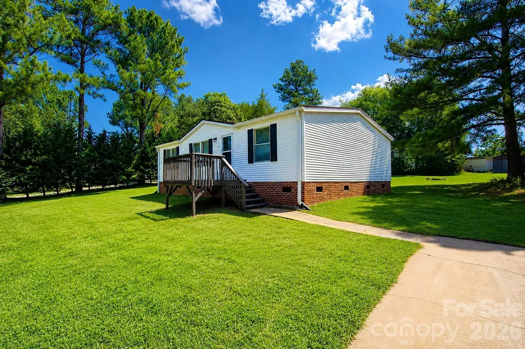 913 Grace Drive Stanley NC 28164