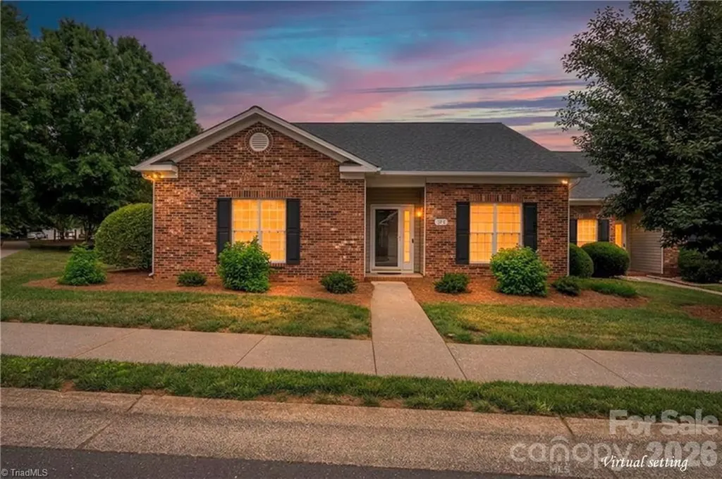 195 Stadium Oaks Drive Clemmons NC 27012