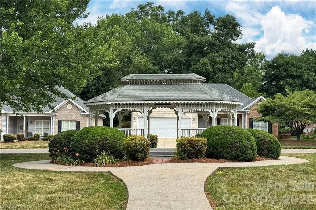 195 Stadium Oaks Drive Clemmons NC 27012