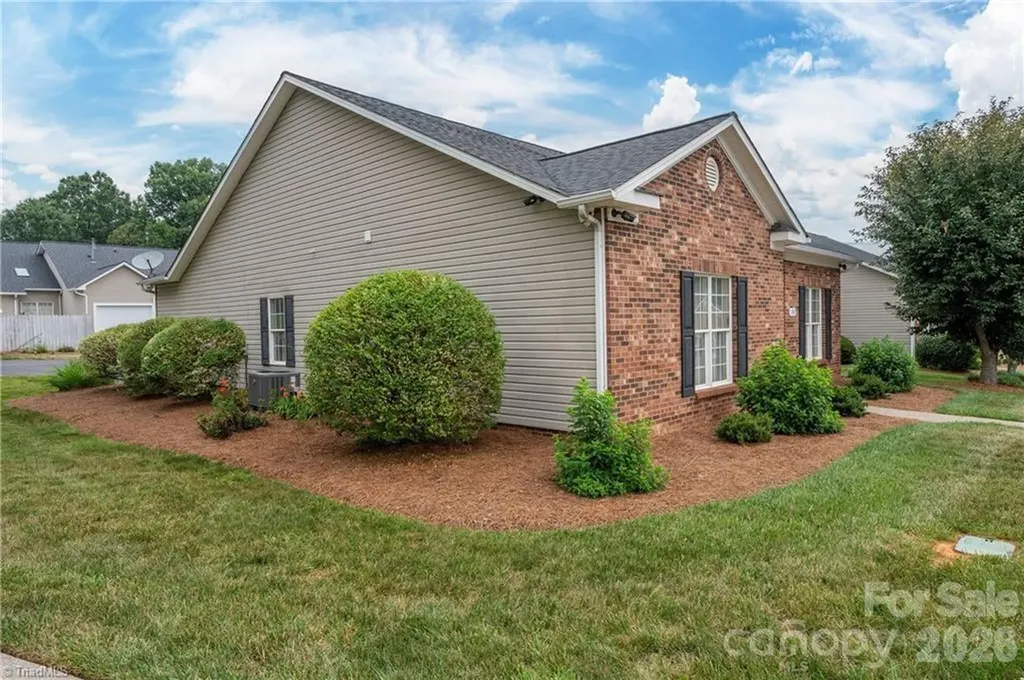 195 Stadium Oaks Drive Clemmons NC 27012