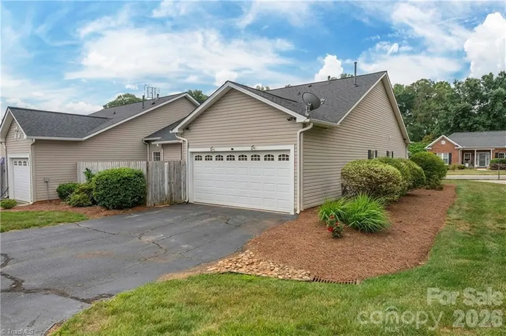 195 Stadium Oaks Drive Clemmons NC 27012