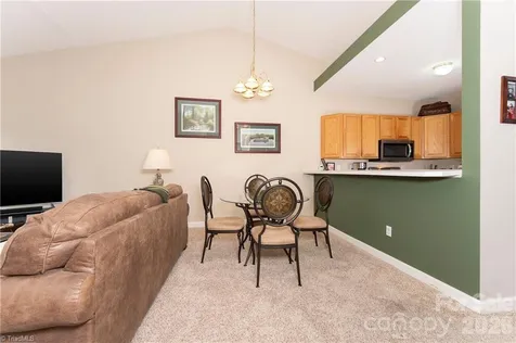 195 Stadium Oaks Drive Clemmons NC 27012