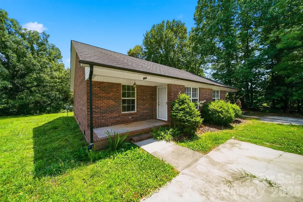 800 Horseshoe Lake Road Lincolnton NC 28092