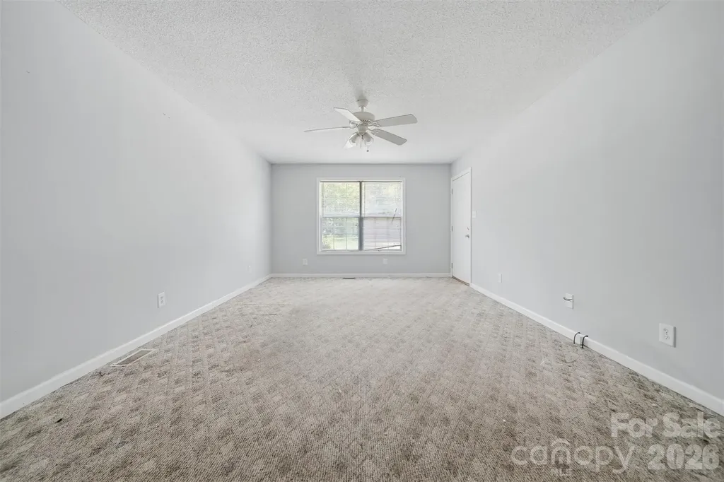 800 Horseshoe Lake Road Lincolnton NC 28092