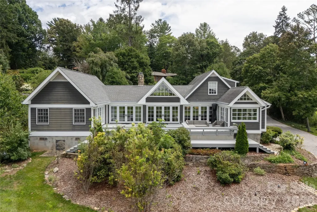 20 Inglewood Road Asheville NC 28804