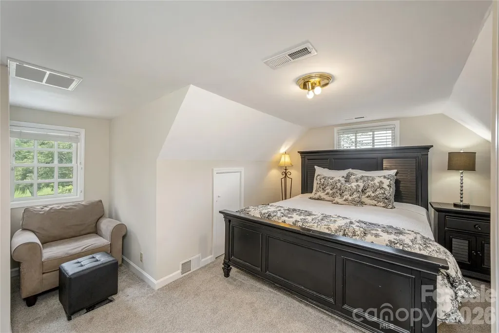 20 Inglewood Road Asheville NC 28804