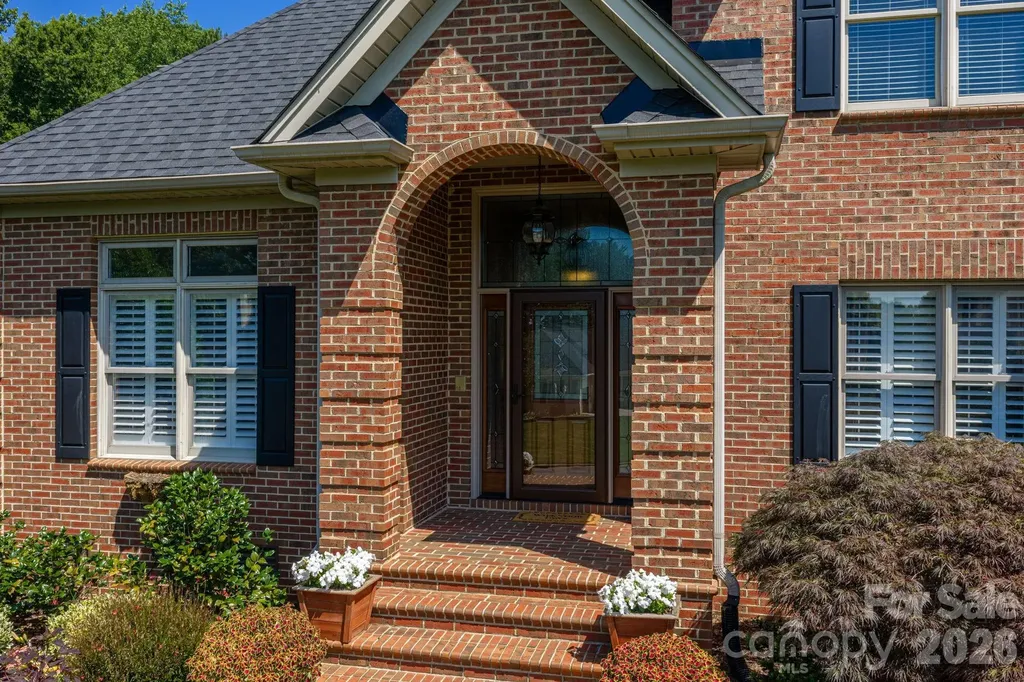 3740 Sand Wedge Drive Gastonia NC 28056