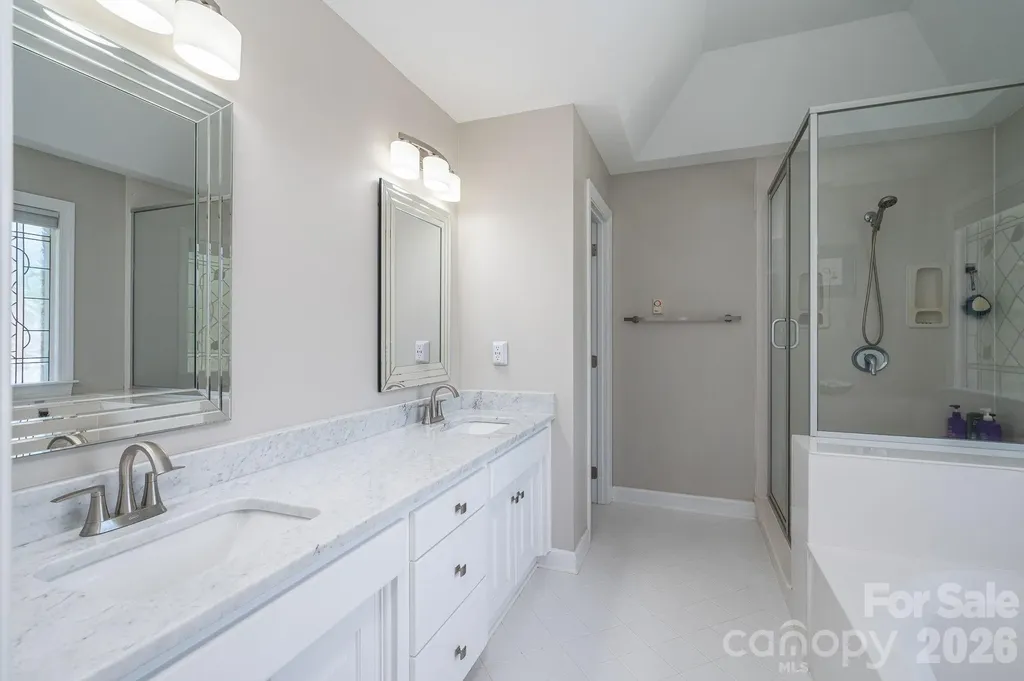 3740 Sand Wedge Drive Gastonia NC 28056