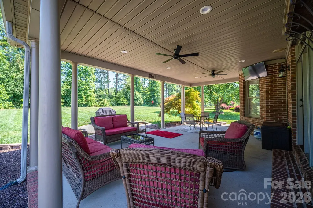 3740 Sand Wedge Drive Gastonia NC 28056