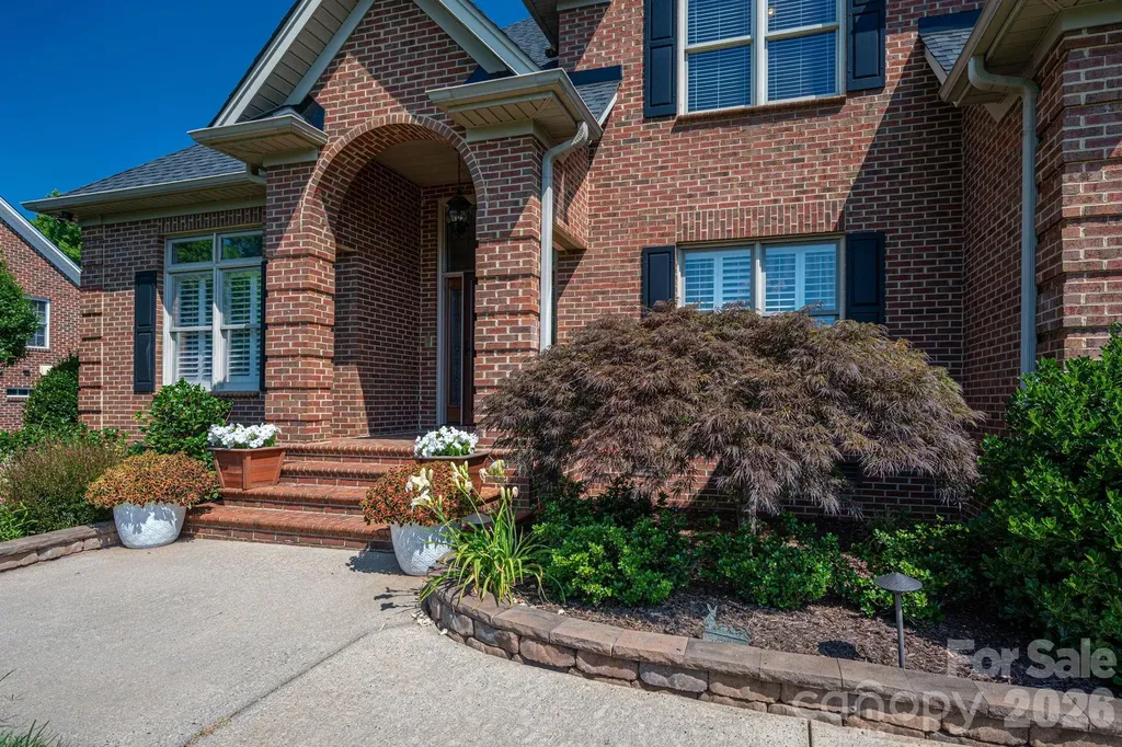 3740 Sand Wedge Drive Gastonia NC 28056