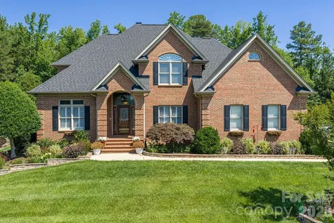 3740 Sand Wedge Drive Gastonia NC 28056