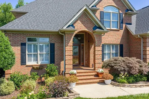 3740 Sand Wedge Drive Gastonia NC 28056