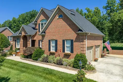 3740 Sand Wedge Drive Gastonia NC 28056