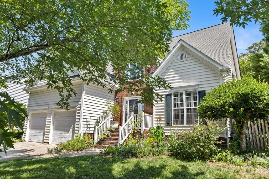 1116 Blueberry Lane Charlotte NC 28226