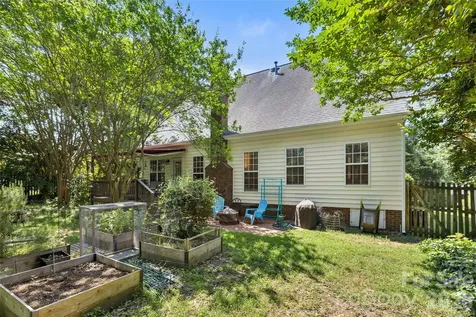 1116 Blueberry Lane Charlotte NC 28226