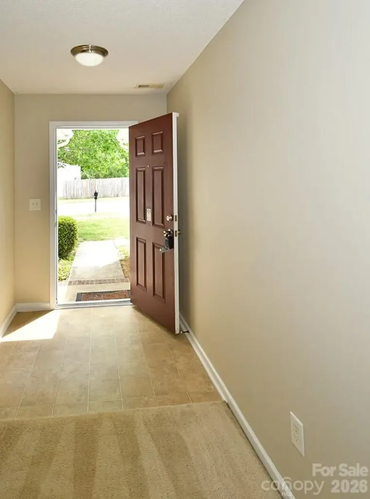 6710 Goldenwillow Drive Charlotte NC 28215