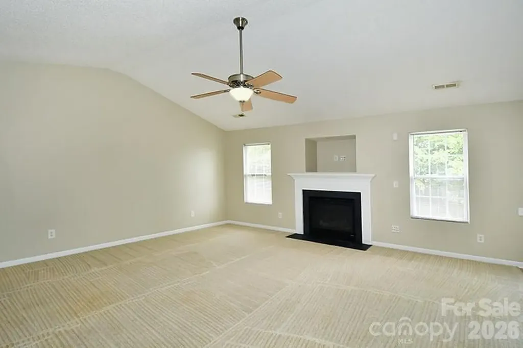 6710 Goldenwillow Drive Charlotte NC 28215