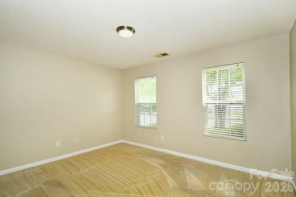 6710 Goldenwillow Drive Charlotte NC 28215