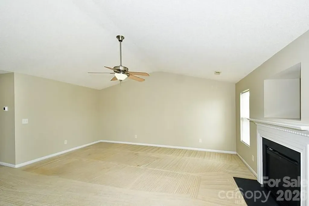 6710 Goldenwillow Drive Charlotte NC 28215