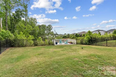 1071 Amberley Crossing Drive Belmont NC 28012