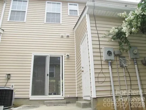 8733 Wandering Creek Way Charlotte NC 28227
