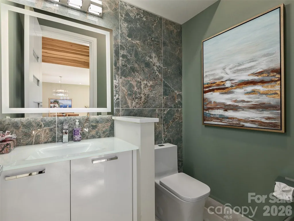 123 Wembley Road Asheville NC 28804