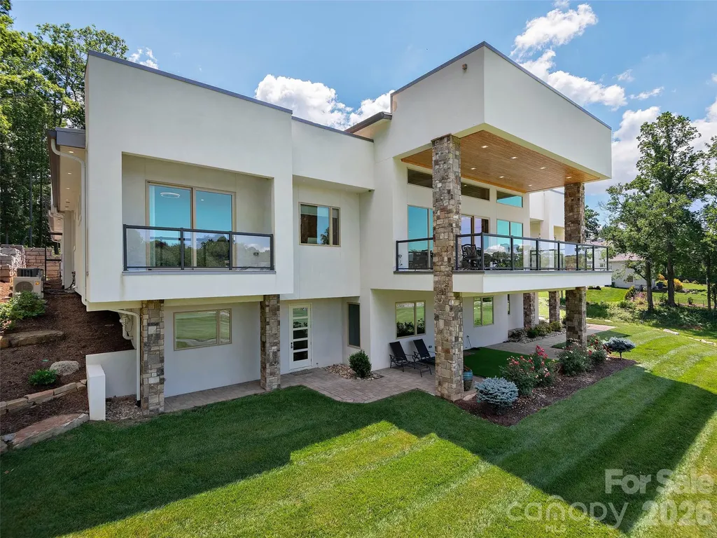 123 Wembley Road Asheville NC 28804