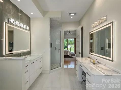 123 Wembley Road Asheville NC 28804