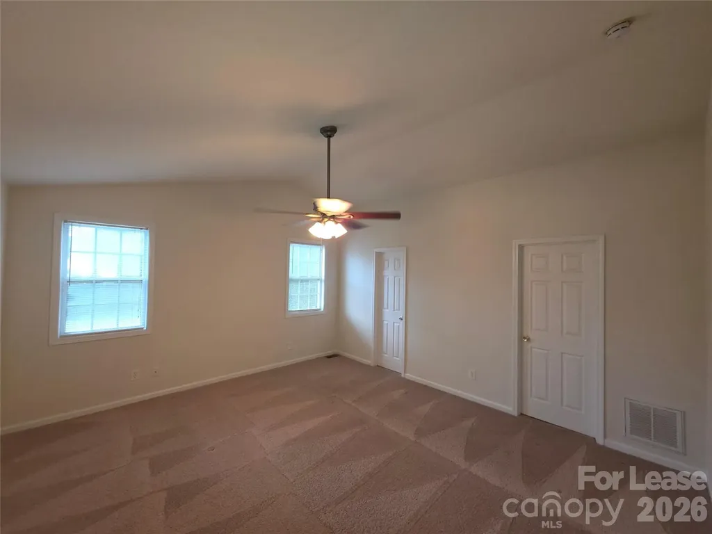 356 Melbourne Court Charlotte NC 28209